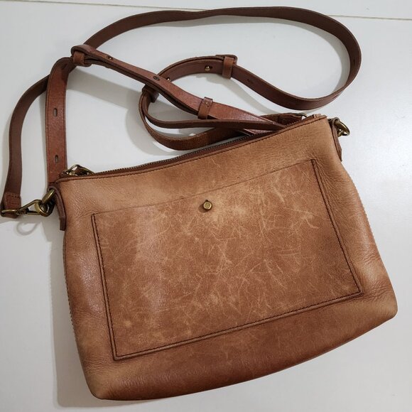 Madewell Handbags - Madewell Women's The Transport Shoulder Crossbody Bag Distressed Brown